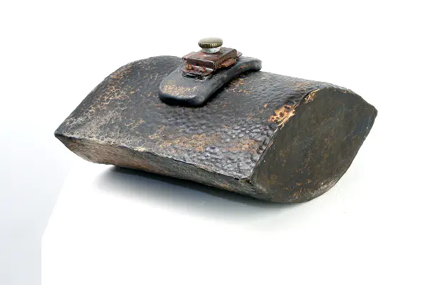 Lettere dal fronte - Argilla, ingobbio e metallo